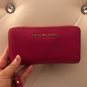 Authentic Michael Kors wallet, bought at the mall!